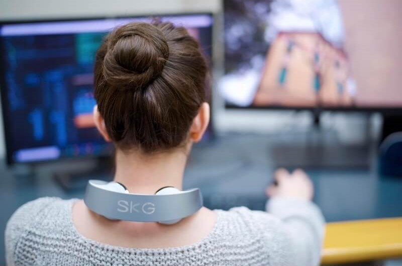 Máy massage cổ P7 Pro